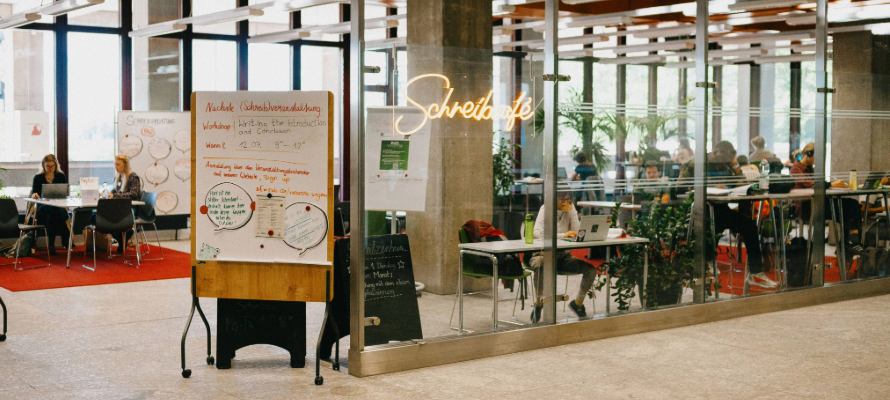 Beitragsbild: Warum Lern- und Begegnungsorte heute wichtiger sind denn je